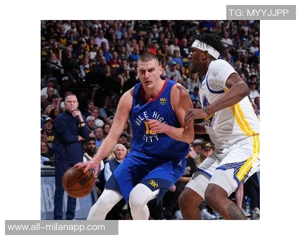 科尔怀念卢尼在大通中心的热烈掌声期待再次相聚的美好时刻